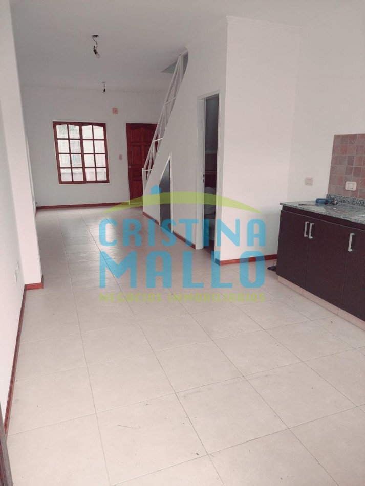 DUPLEX 3 AMBIENTES (A ESTRENAR)