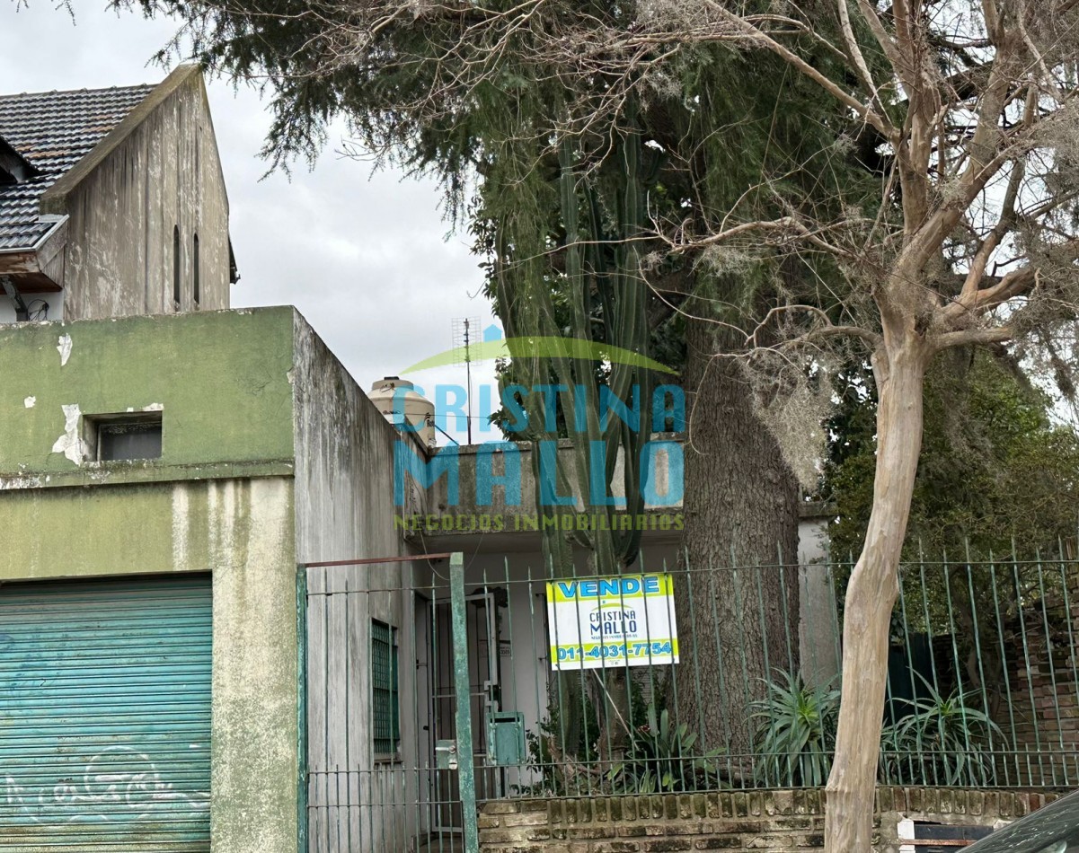 Casa en venta con gran potencial 