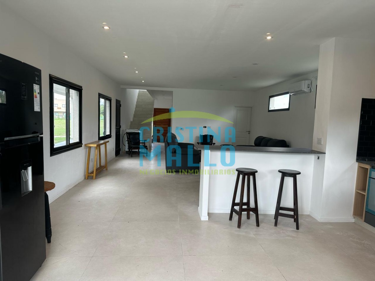 Casa 5 Ambiente "Santa Elena" Pilar del Este