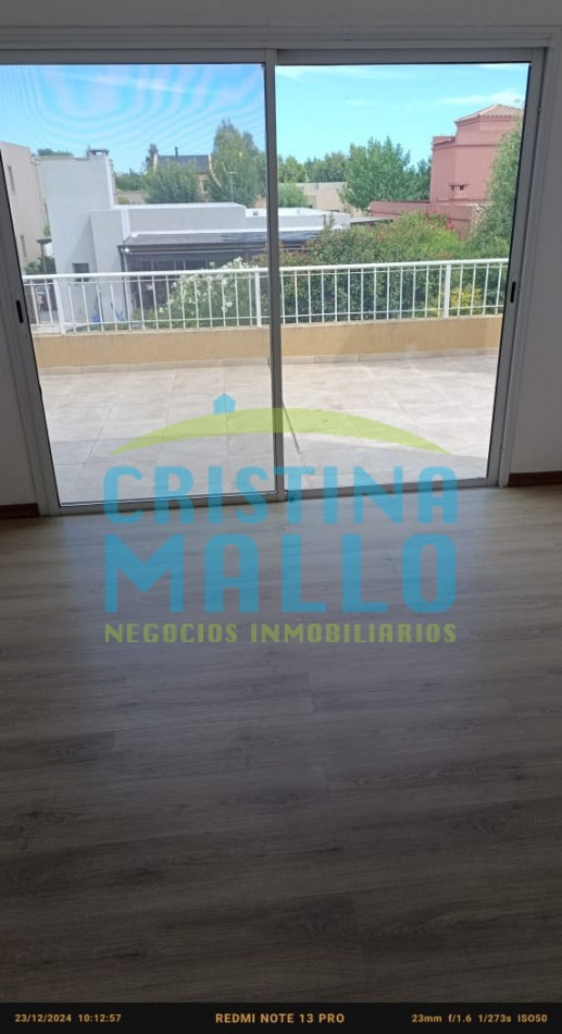 Te vas a enamorar de cada ambiente, CASA EN VENTA EN PILAR, BARRIO "San Eduardo"