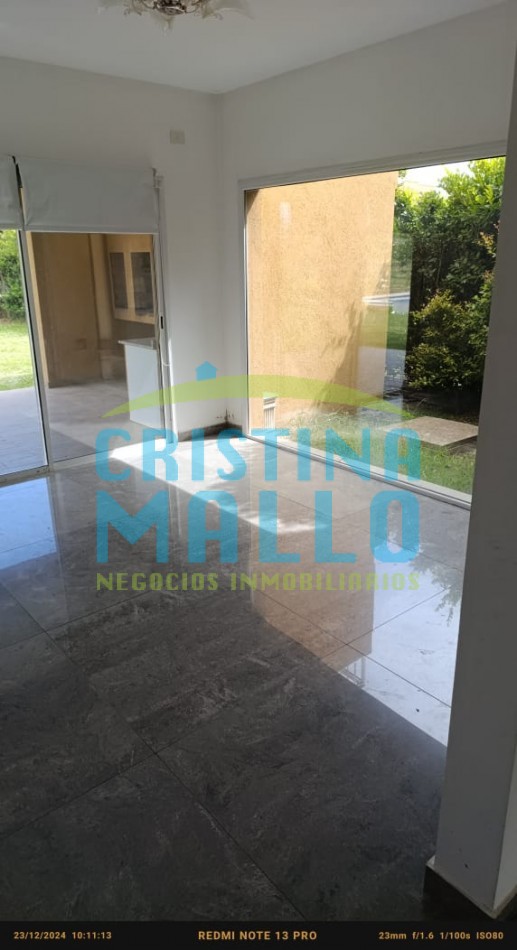 Te vas a enamorar de cada ambiente, CASA EN VENTA EN PILAR, BARRIO "San Eduardo"